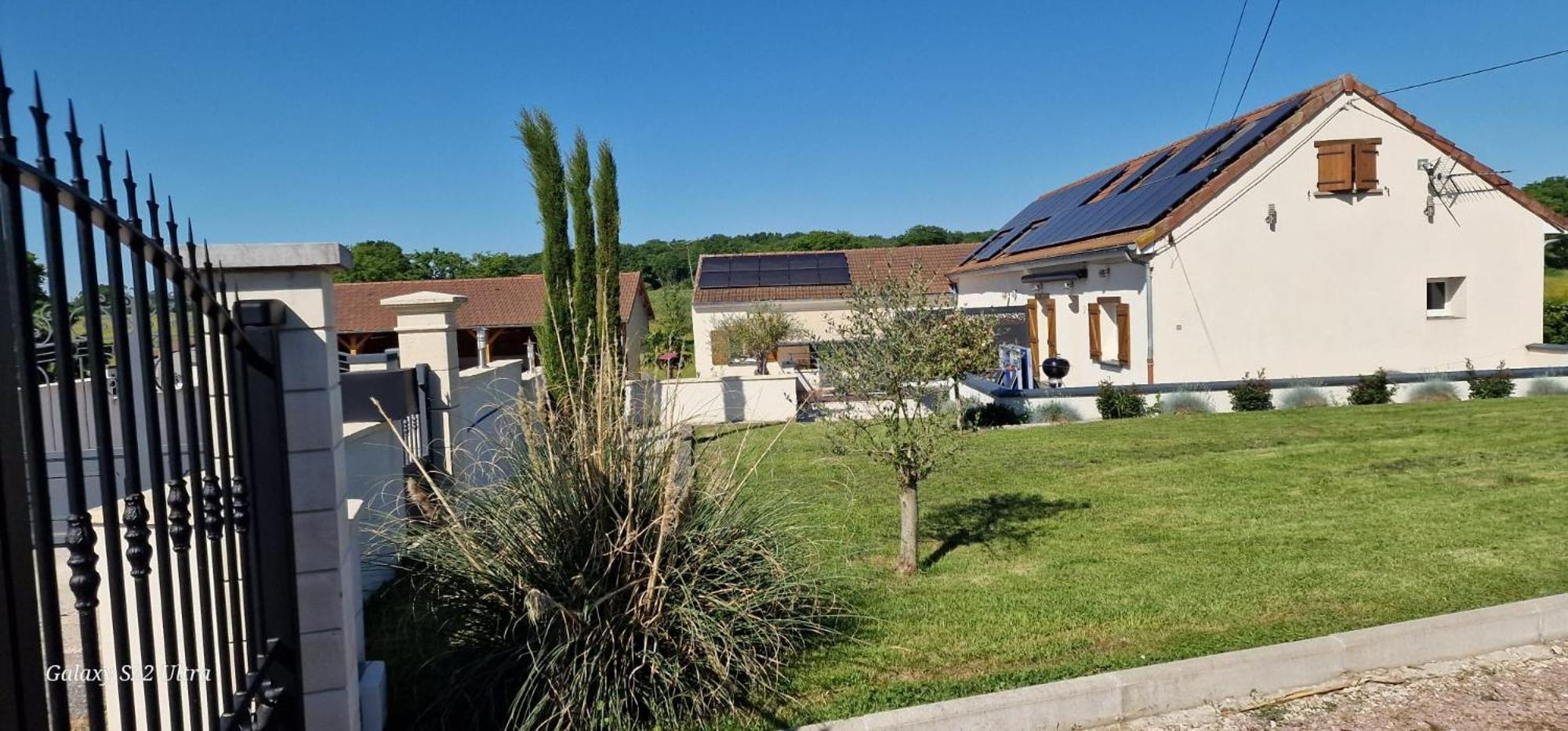 Gite De La Combe Ganat 3 Etoiles Sanvignes-les-Mines Exterior photo